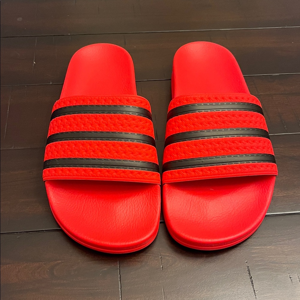 Adidas Adilette Slides Shoes Sandals JR3619 Made in Italy red Mens Size 11 - Picture 5 of 16